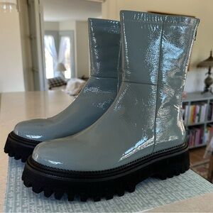 Seychelles Last Chance Patent Slate Combat Boots with Lug Sole size 9